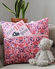 Reading_Pillow