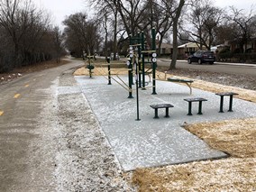 Skokie Valley Trail exercise station